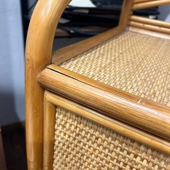 籐の4段チェストの画像