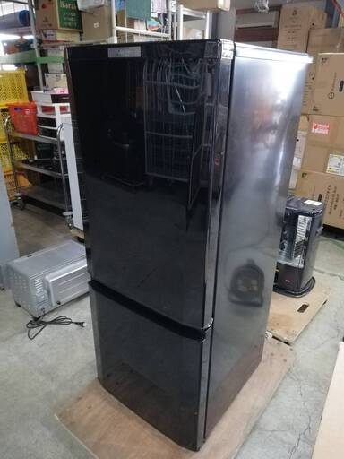 【25011702】冷凍冷蔵庫　三菱　MR-P15A-B　2017年製　冷凍46L　冷蔵100L【引取限定】