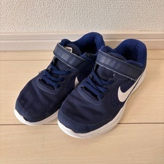 NIKE スニーカー　19.0cm