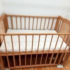 カトージ　ベビーベッド