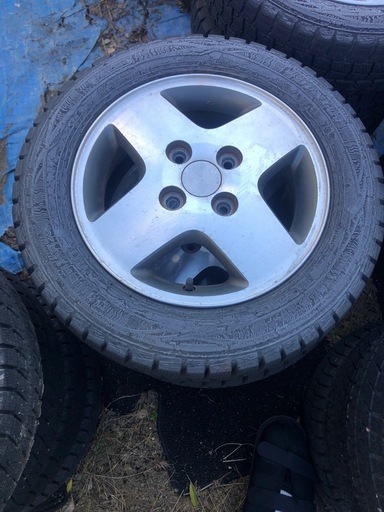 155/65R13 残り溝90%以上あり