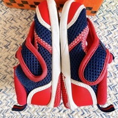 最終値下げ！Vans スニーカー　サンダル　メッシュの画像