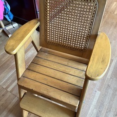 子供用椅子の画像