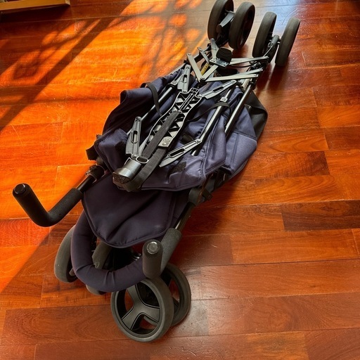 双子ベビーカー
