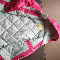 女性スキーウェアの画像