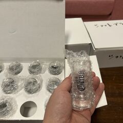 フォンデュ機械、テキーラショットグラス、ディッシャー、メニューブックなどの画像