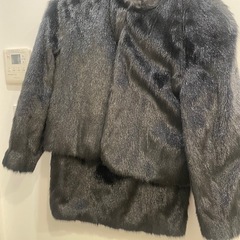 冬のパーティードレス