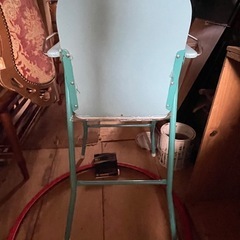 チャイルドチェア　レトロ　ガッツリ昭和
の画像