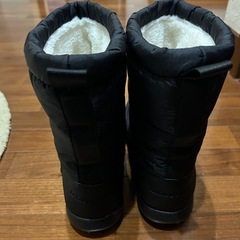 モントレ　スノーブーツ　23.5 防水の画像