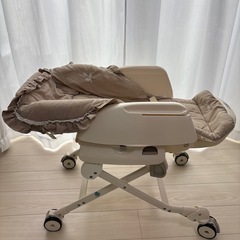 combi ハイローチェア 手動の画像