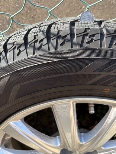 プリウス ヨコハマタイヤ スタッドレスタイヤ 4本セット 195/65/R15