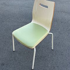 【中古品】椅子 (座面：グリーン)　