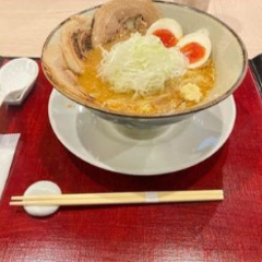 【正社員】人気ラーメン店のホール・キッチンスタッフ／自分のお店を持ちたい方応援！独立支援で夢を叶えよう♪の画像
