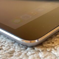 ipad mini４ １２８GB A1538 wi-fi-cell silver　バッテリー９２％の画像