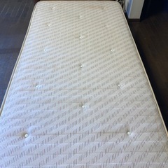 シングルベッドあげます