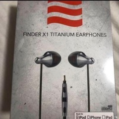 新品未使用 スタイリッシュな【チタンイヤフォン】