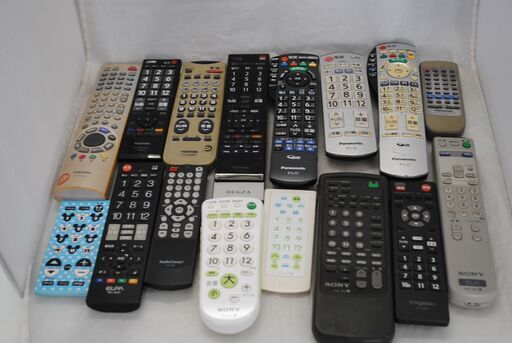 [1082] テレビ・DVDなどのリモコン24個まとめて ジャンク品