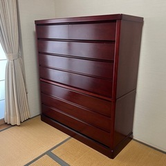 天然木　7段赤箪笥　横浜来られる方に差し上げます