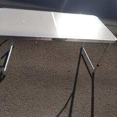 ★折りたたみテーブル★