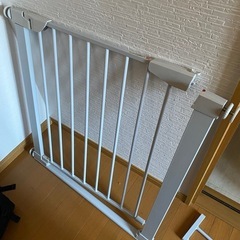 タンスのゲン　ベビーゲートの画像