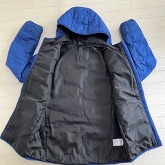 アディダス　ダウンジャケットの画像