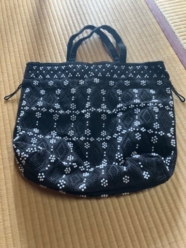 黒バッグ1