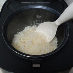 ヤマゼン３合マイコン炊飯器　中古の画像