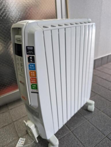 デロンギ　De'Longhi オイルヒーター デジタル操作パネル付き