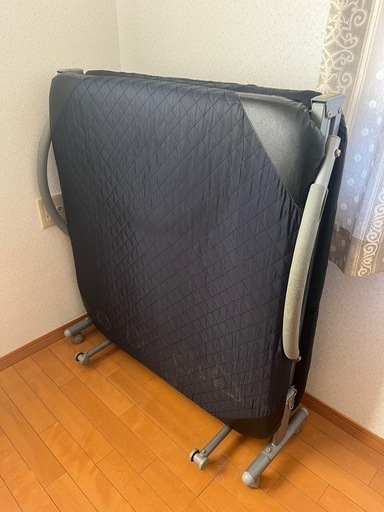 折りたたみベッド