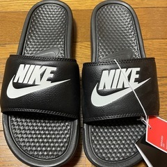 NIKE サンダル　ベナッシ
