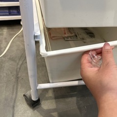 キャスターつき収納の画像