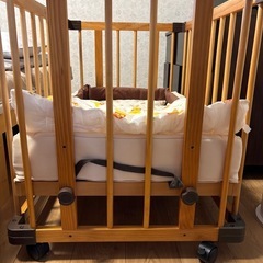 ファルスカベット　持ち運べるプーさん布団セット　の画像