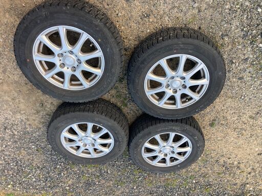 冬用タイヤサイズ 205/65R15 (4個) ダンロップ・スタッドレスタイヤと 