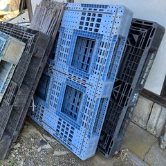 プラスチックパレット　受付中