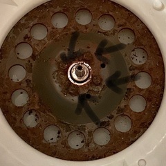 洗濯機の錆びて回らないボルト４本の外し方を教えて下さい