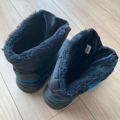 子供用スノーブーツの画像