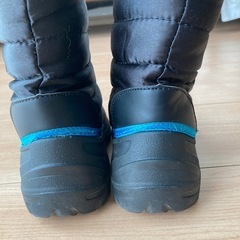 子供用スノーブーツの画像