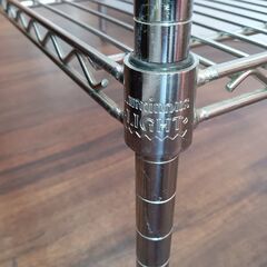 ４段スチールラック　サイズ（約）幅74×奥34×高94　　■近隣配送無料 買取GO‼　栄和店の画像