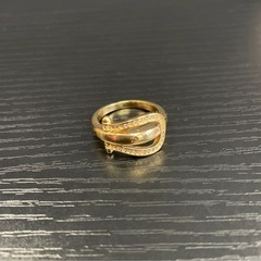 ゴールドリング　ウェーブデザイン リング アクセサリー 指輪