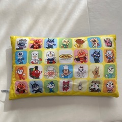 アンパンマンクッションの画像