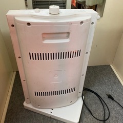 TEKNOS 2秒速暖 首振り機能搭載 ハロゲンヒーター PH-1211(W)の画像