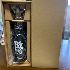 新品未使用 UCC × B'z オリジナルBLACKタンブラー(カラビナ付き)