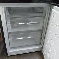 開店セール中につき、通常特価24,178円より35％引きの15,715円!　Haier　ハイアール　冷凍冷蔵庫　JR-NF148CK　148L　2022年製　2ドア冷蔵庫　黒　ブラック　（発）の画像