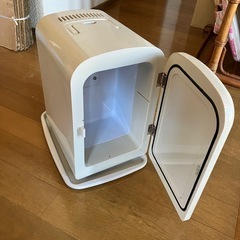 自動車に入れてました30x20x25 保冷　保温庫