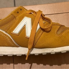 ☆譲り先決定☆スニーカー　new balance 26.5センチの画像