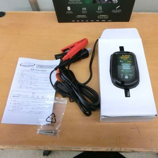 バッテリーテンダー 防水型バッテリー充電器 バッテリーチャージャー 開封済み未使用品 0.8A Battery Tender 車 オー