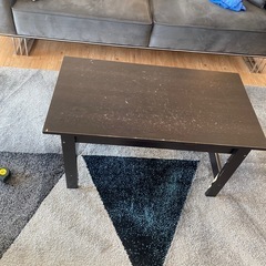 ダークブラウンコーヒーテーブルの画像