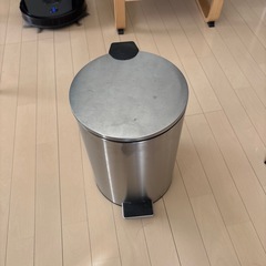 シルバーゴミ箱