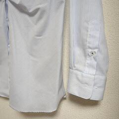 ストライプシャツの画像