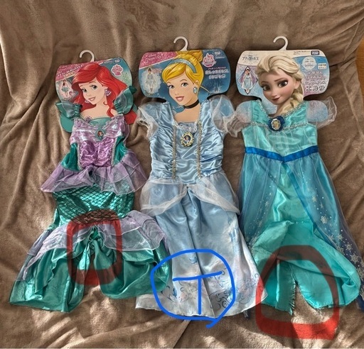 【14着セット1着約500円】ディズニープリンセスドレス入り福袋【１００〜１20cm】